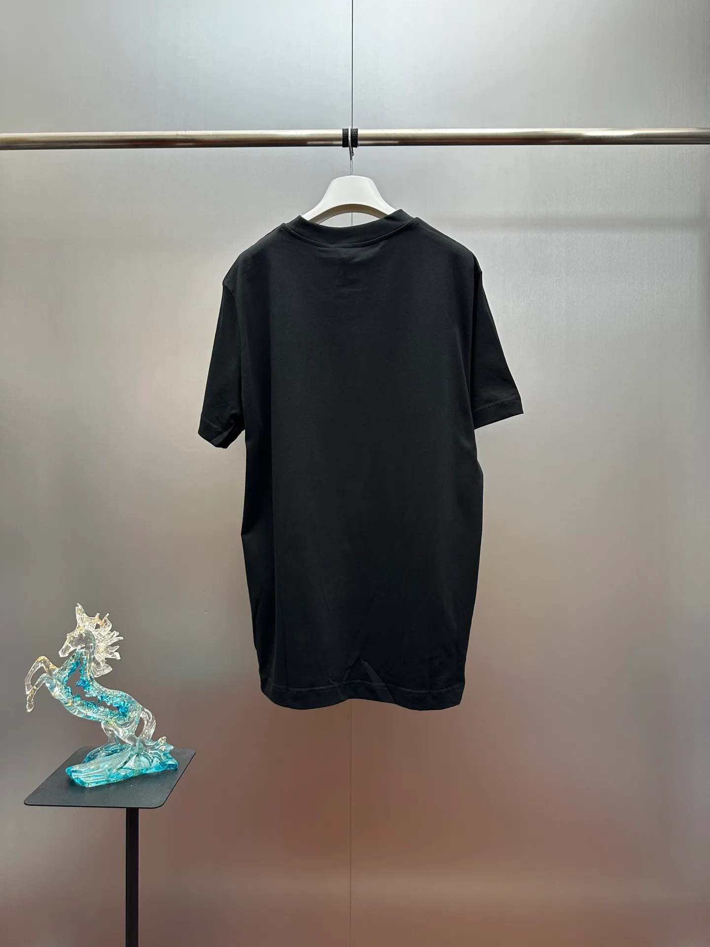 🔥130💰MONCLER 26SS T Authentic 2399 ，32 100% 200 ，1*1 285 ， ， ， 1：1 ， Size：S M L XL